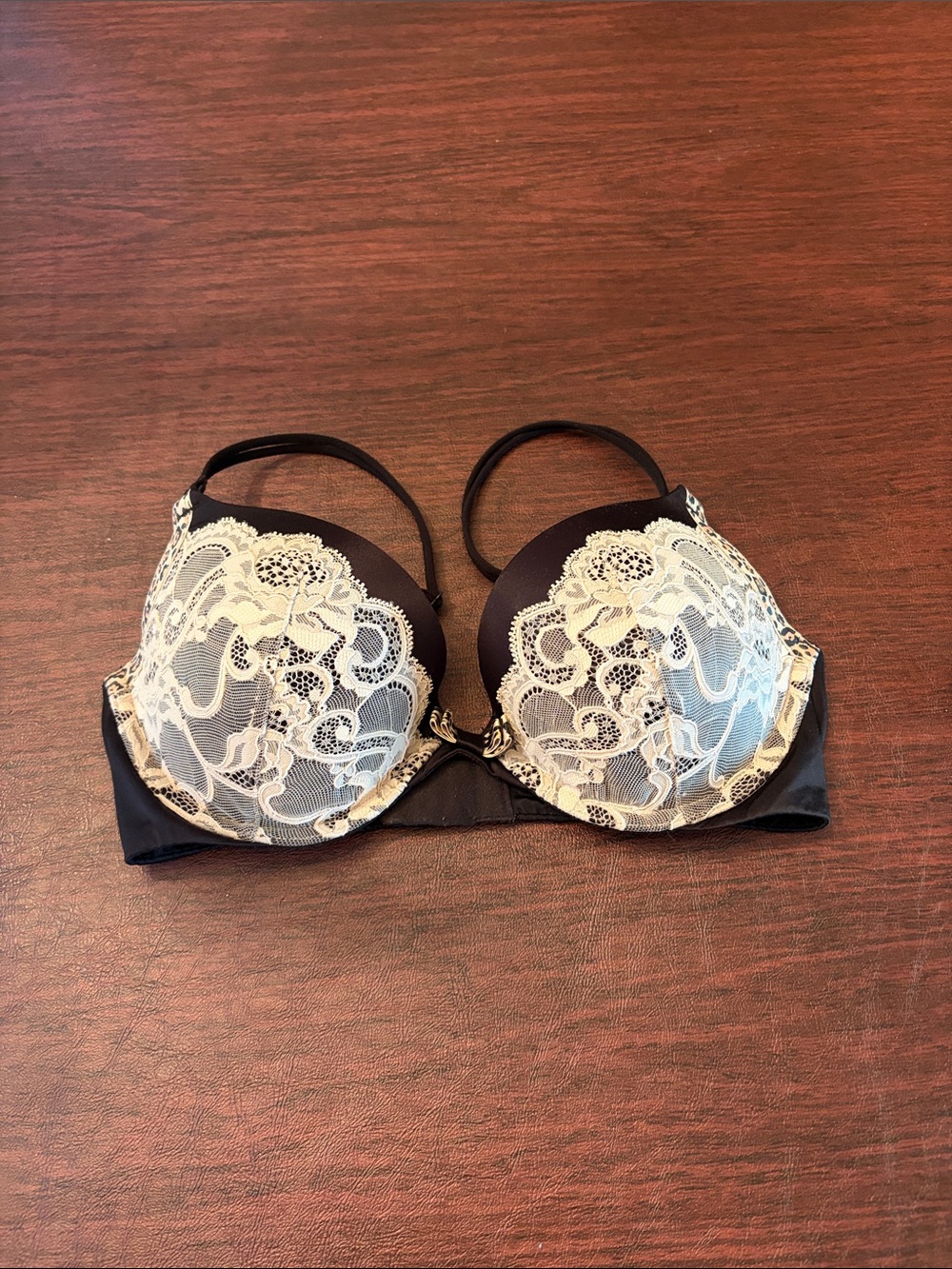 Victoria's Secret very sexy  Black Bra with Cream Lace Overlay